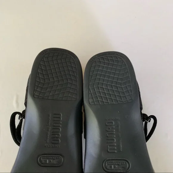 Munro Women’s Summer Black Leather Low Heel Sandals Shoes US 7.5 SS Narrow Width - Picture 9 of 10